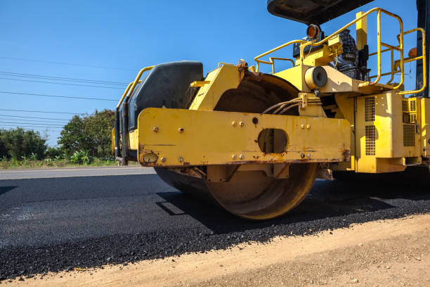 Best Driveway Pavers Near Me  in Llington, MI